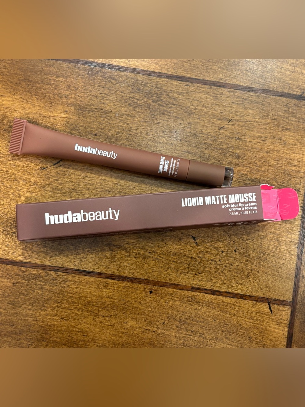 HUDA BEAUTY Liquid Matte Mousse Lip Cream - Mocha Mauve